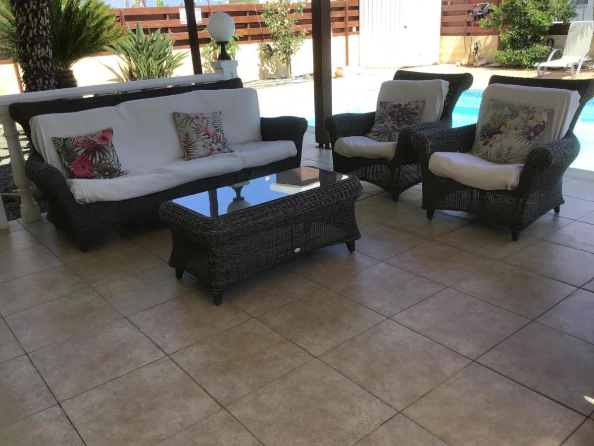 Carolyn Villa Is A Luxury 4-Bedroom Villa With Private Pool In Agia Napa Exterior foto